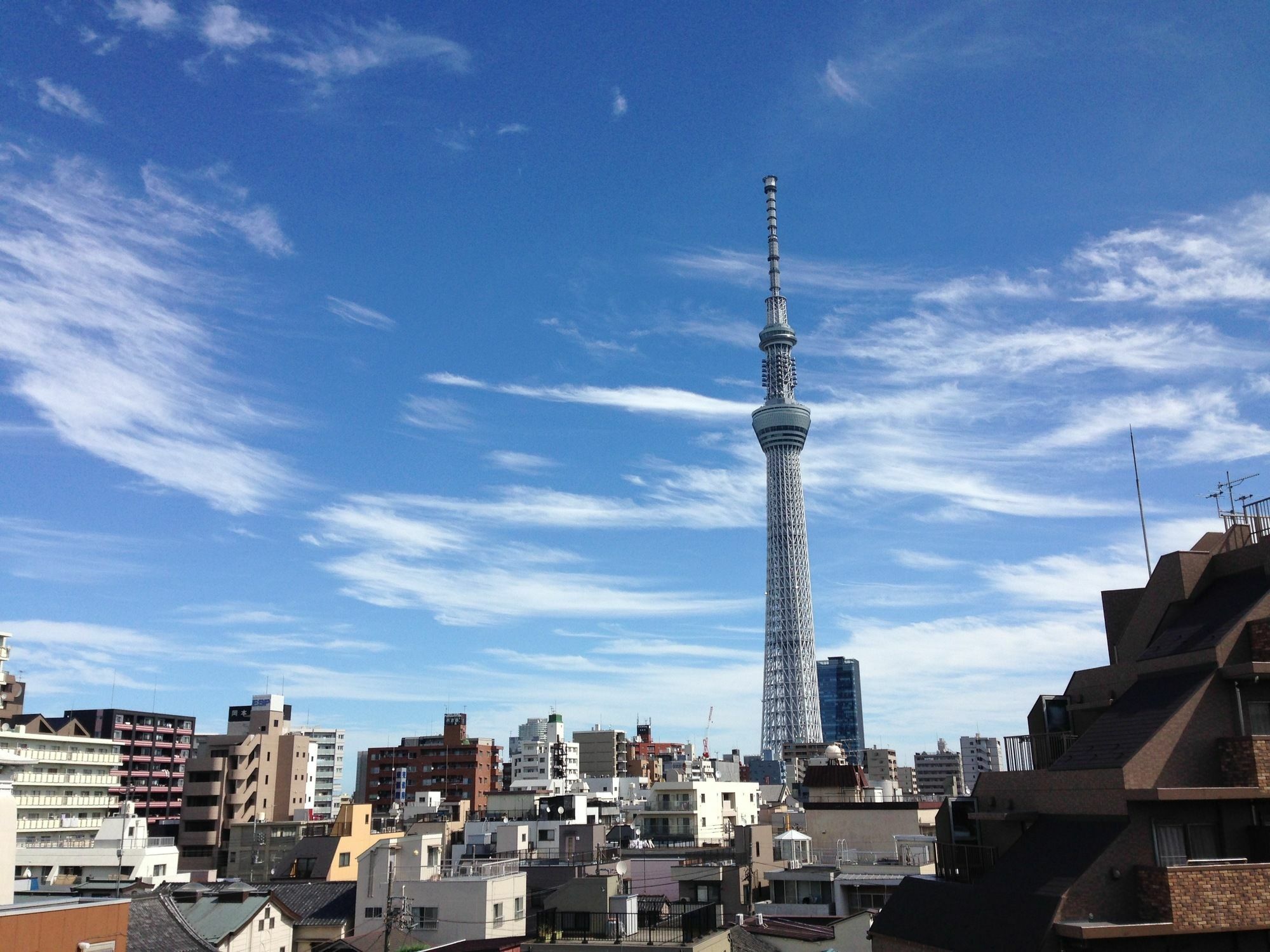 Iza Asakusa Guest House Tokyo Exterior photo